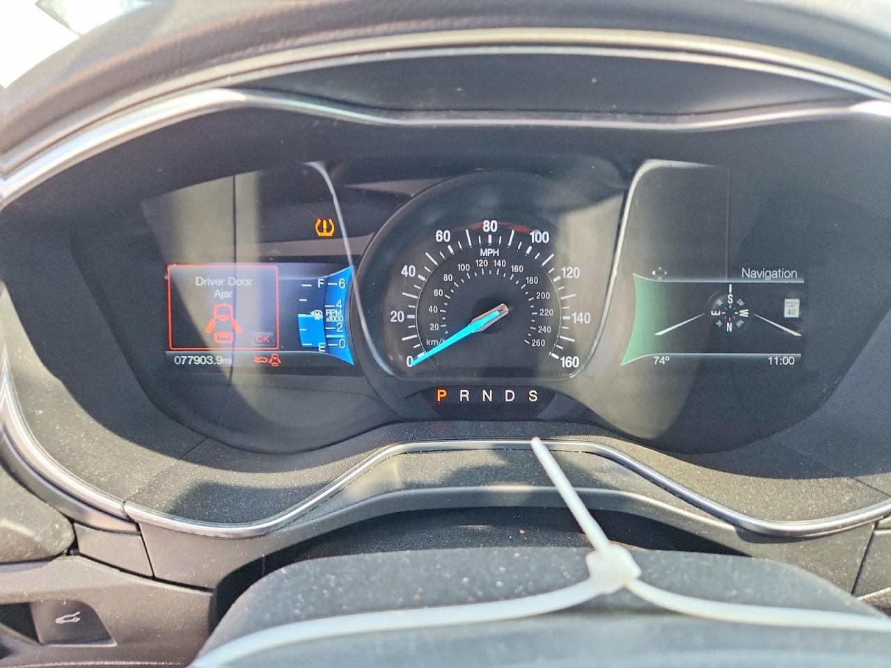 2016 Ford Fusion Titanium - zdjęcie 9