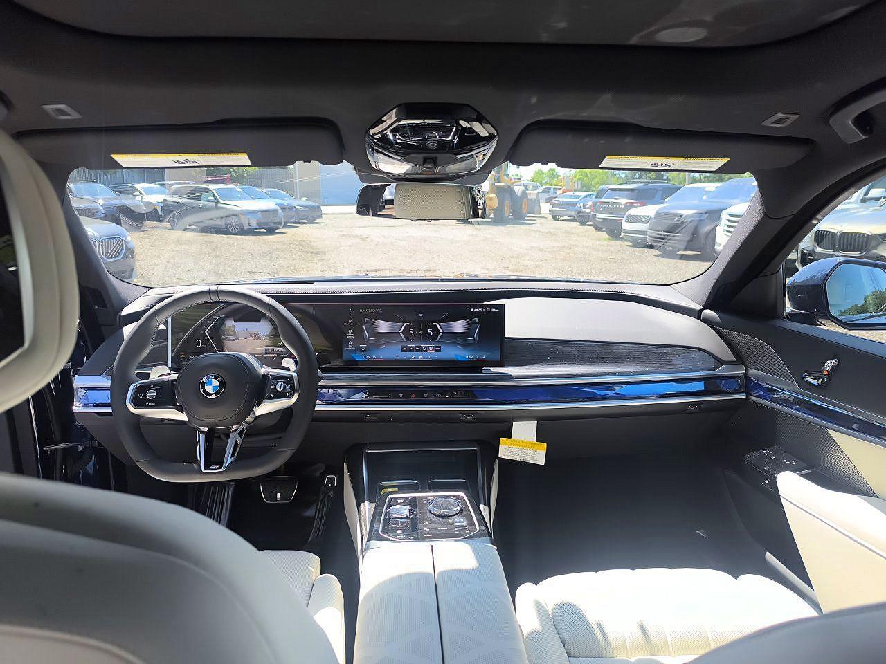 2026 BMW 740 Xi - zdjęcie 9