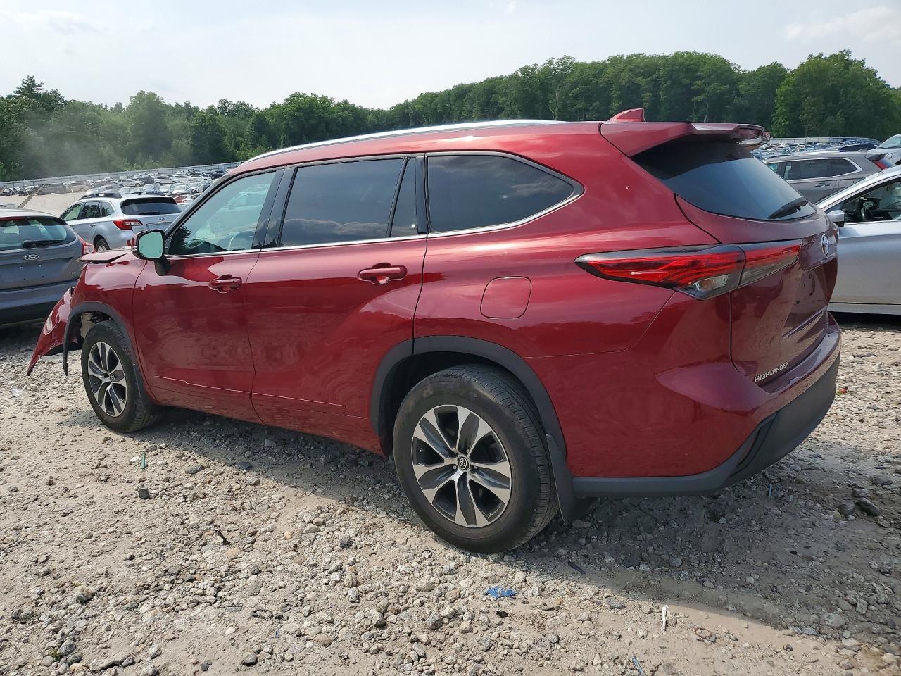 2021 Toyota Highlander Xle - zdjęcie 2