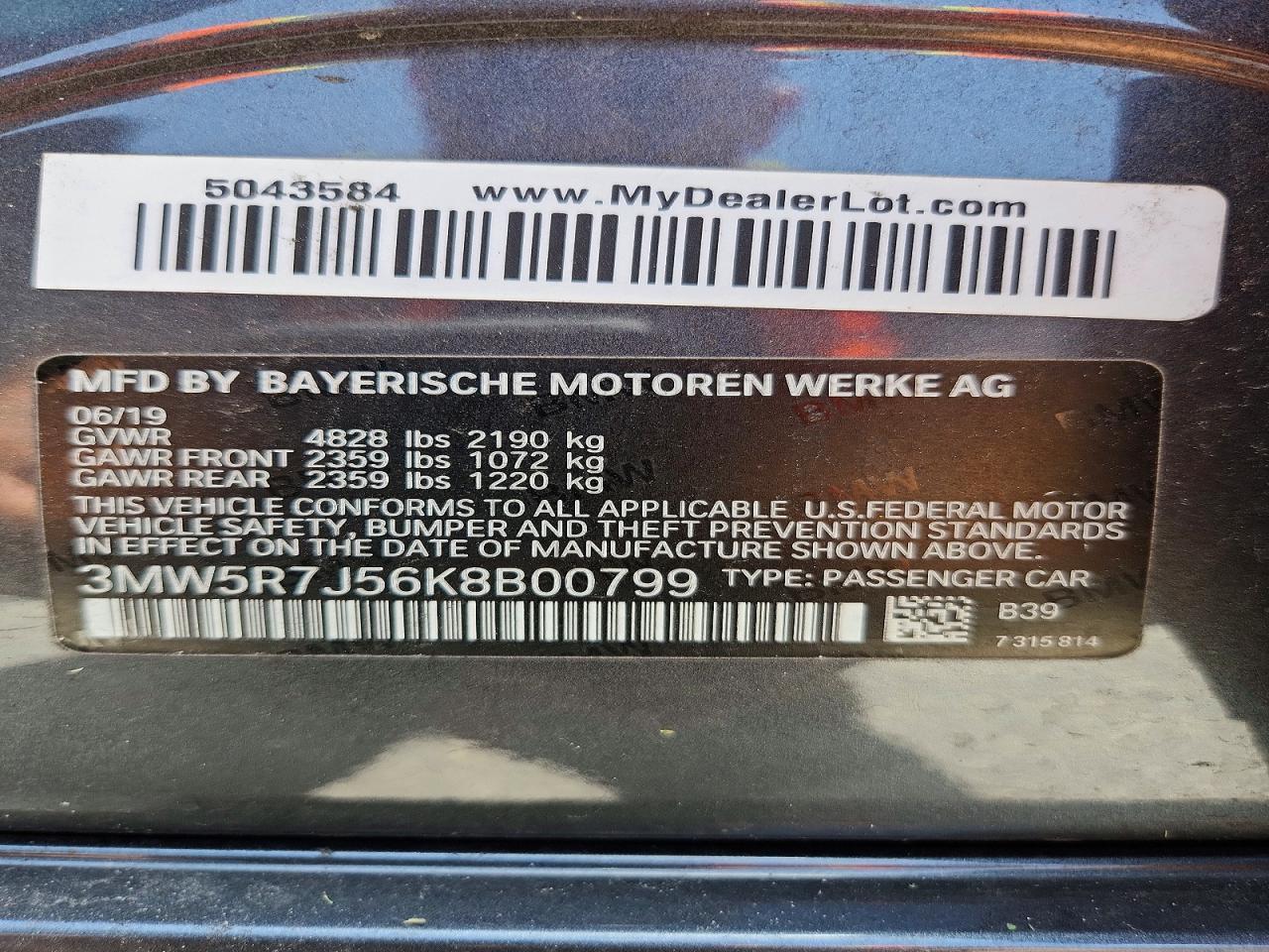 2019 BMW Seria 3 330i - zdjęcie 13