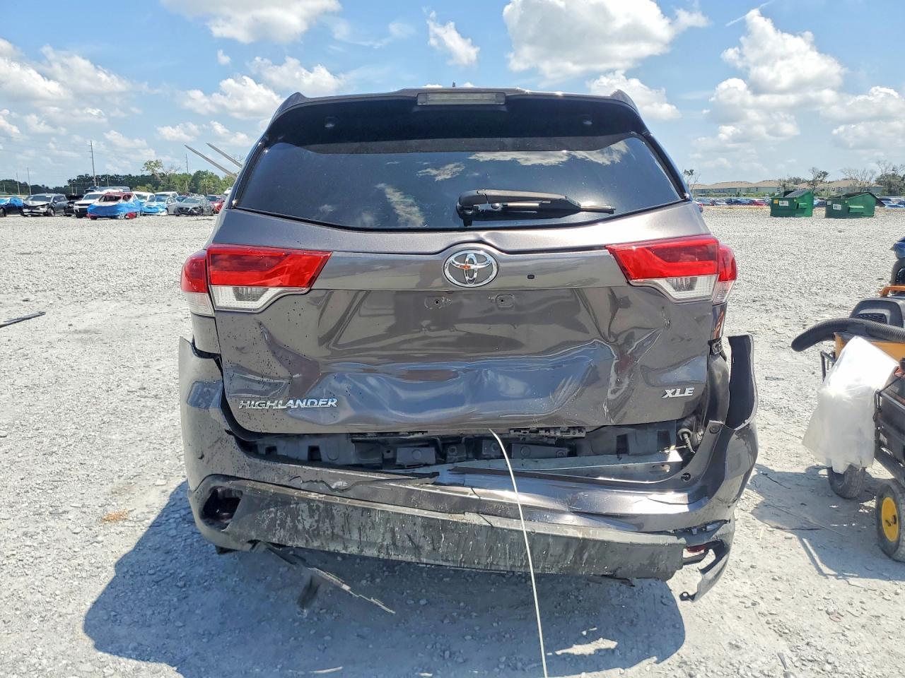 2019 Toyota Highlander Xle - zdjęcie 6