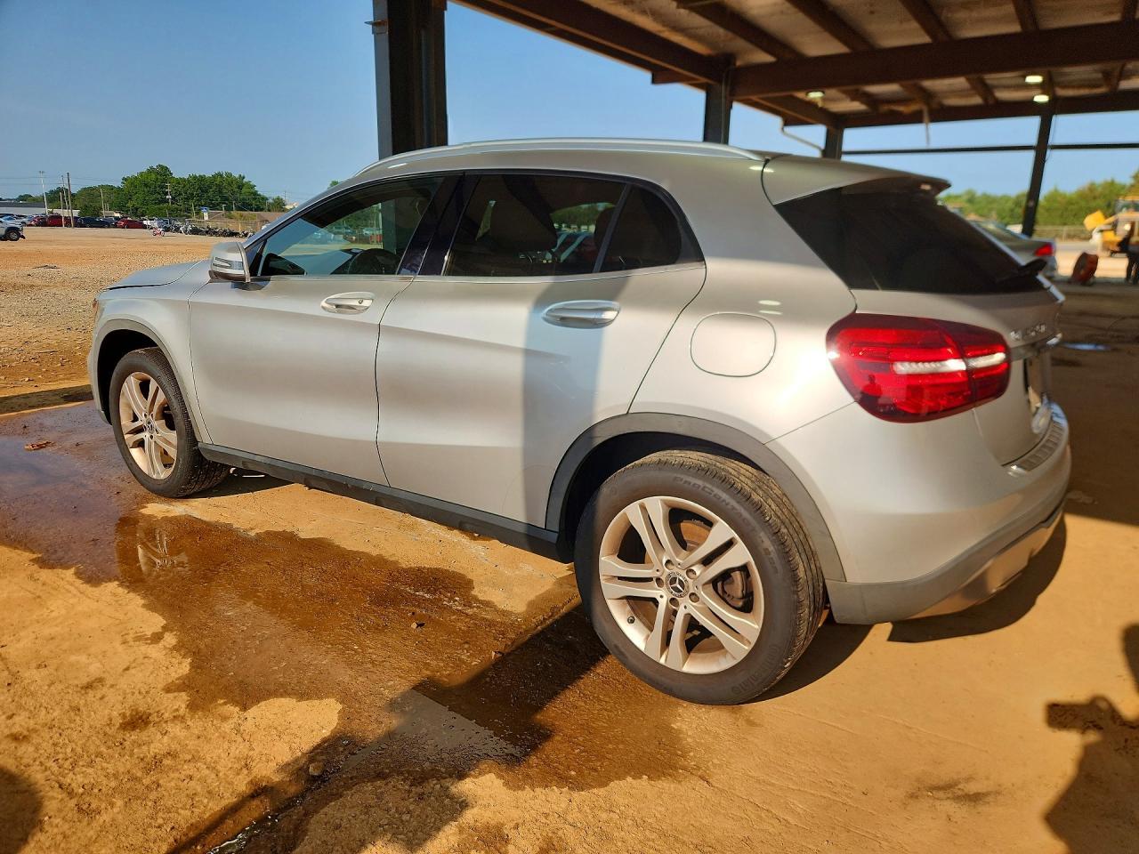 2019 Mercedes-Benz Gla 250 - zdjęcie 2