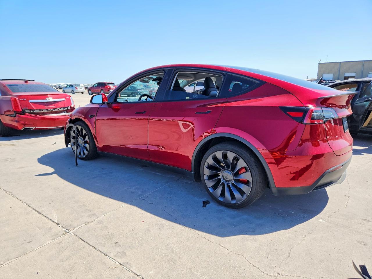 2025 Tesla Model Y - zdjęcie 2