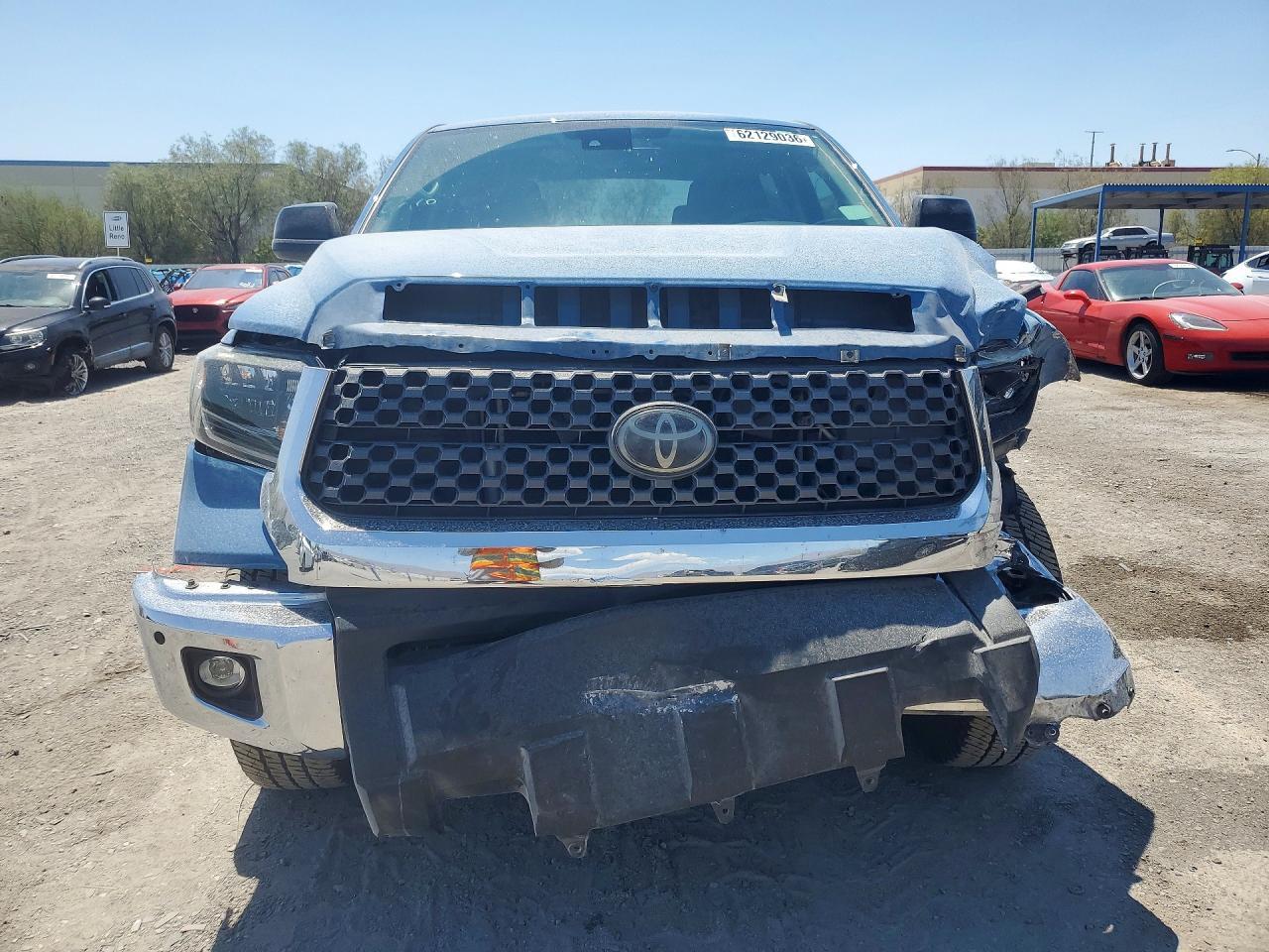 2020 Toyota Tundra Sr5 - zdjęcie 5