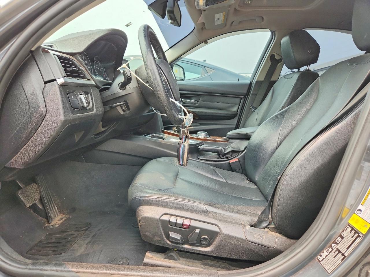 2015 BMW Seria 3 328i - zdjęcie 7