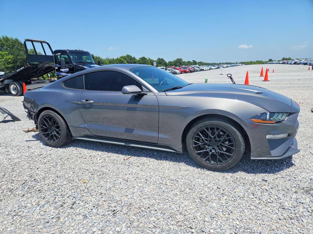 2021 Ford Mustang - zdjęcie 4