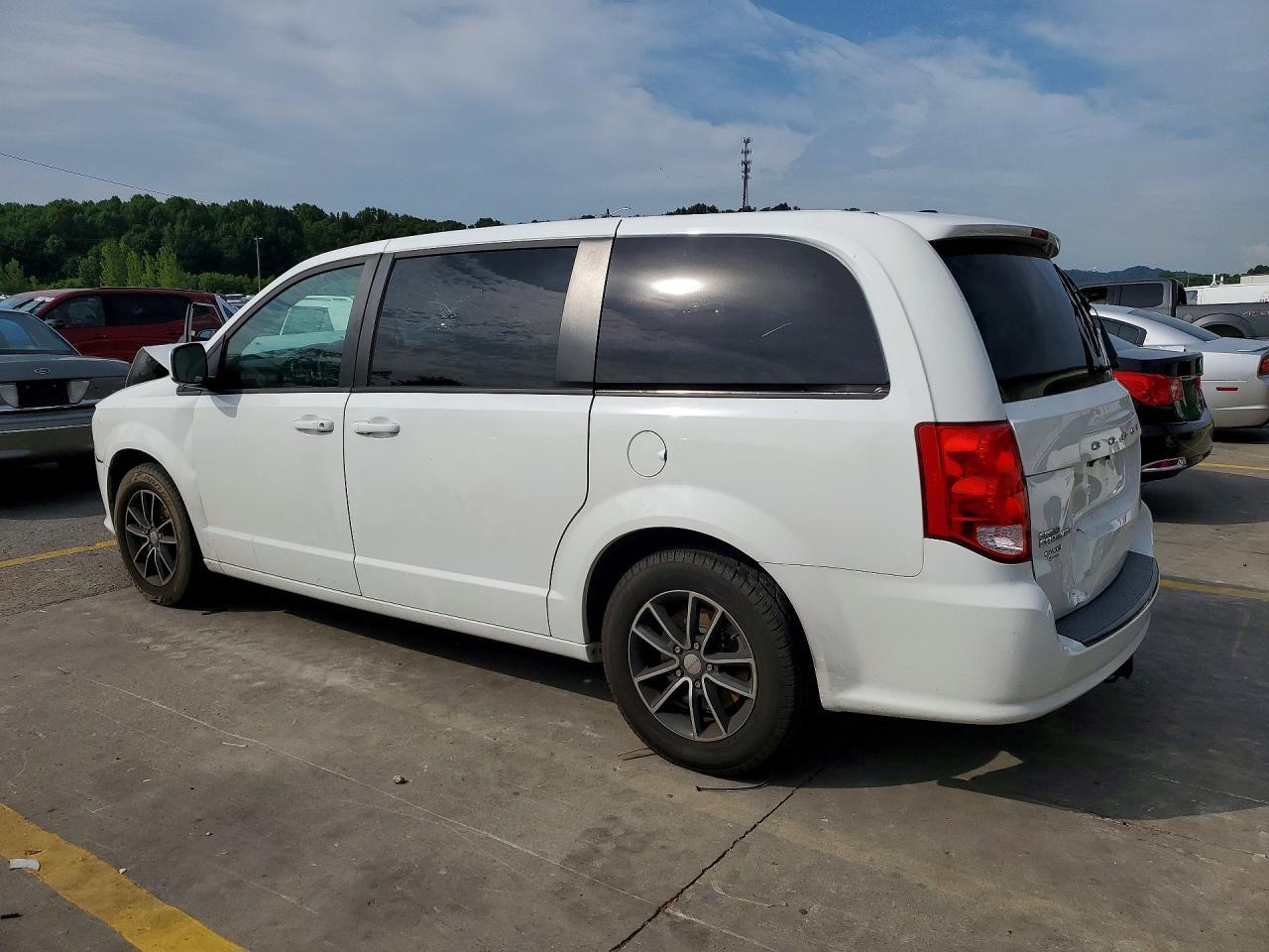 2018 Dodge Grand Caravan Se - zdjęcie 2