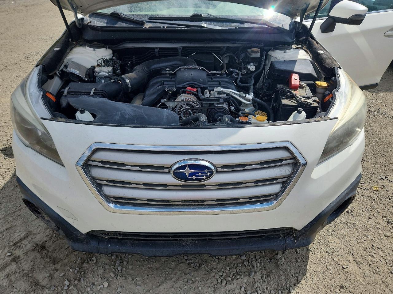 2015 Subaru Outback 3.6R Limited - zdjęcie 12