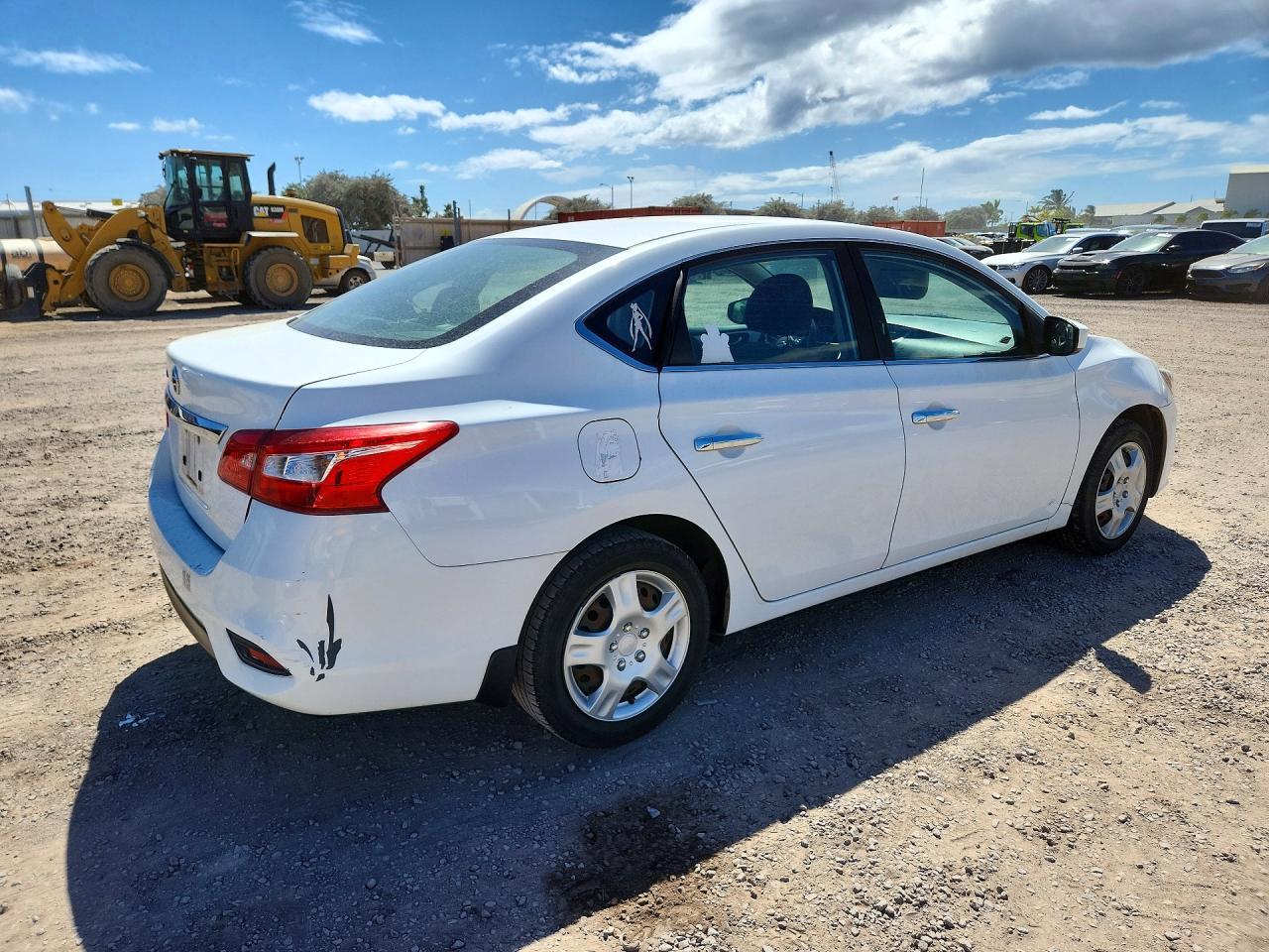 2018 Nissan Sentra S - zdjęcie 3