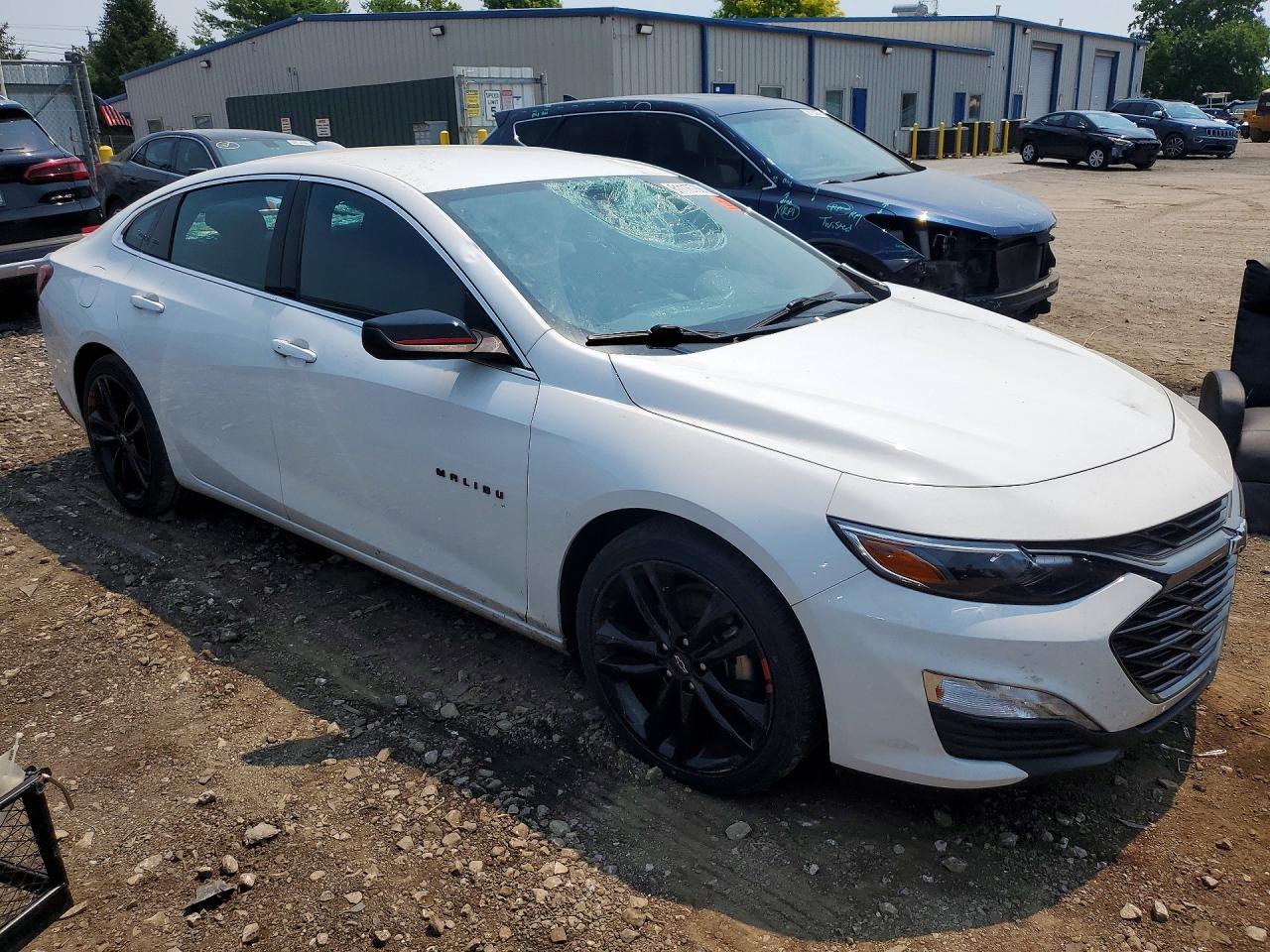 2021 Chevrolet Malibu Lt - zdjęcie 4
