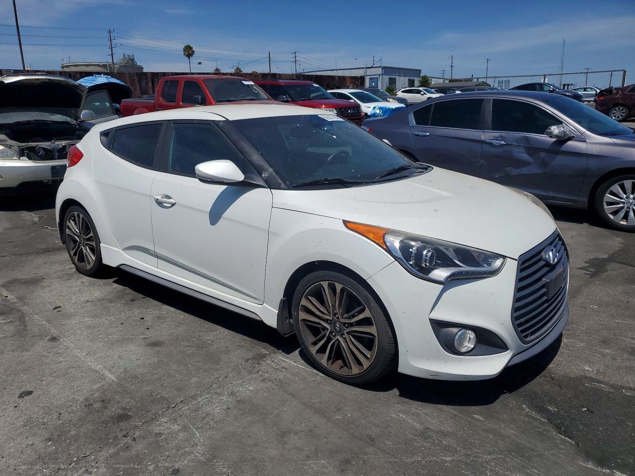 2016 Hyundai Veloster Turbo - zdjęcie 4