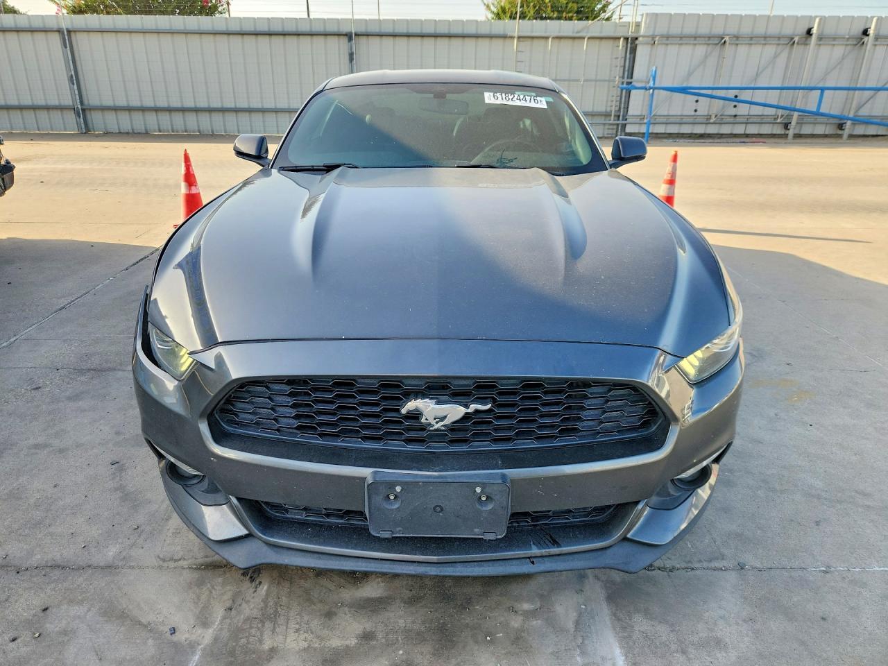 2017 Ford Mustang - zdjęcie 5