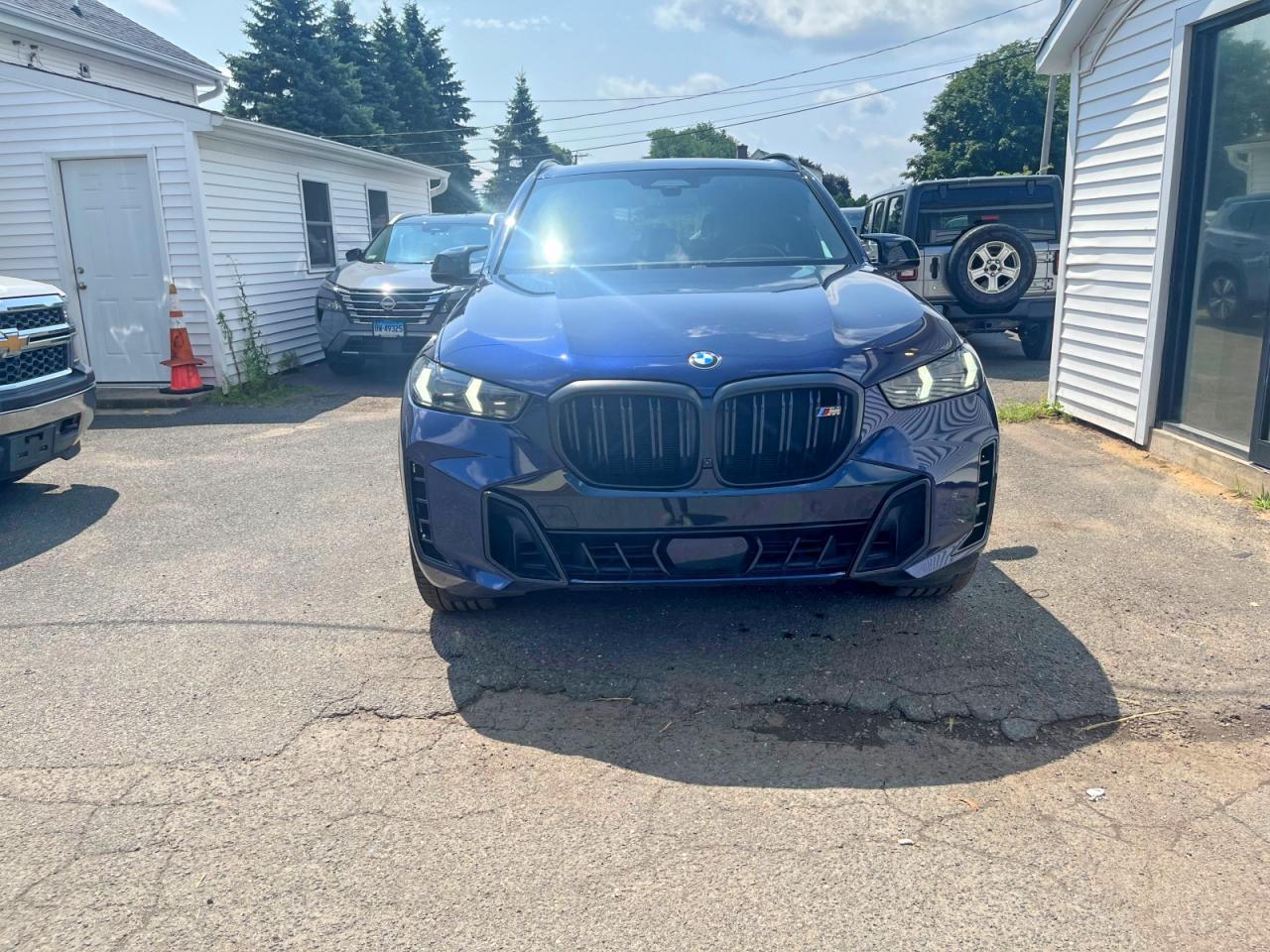 2024 BMW X5 M60I - zdjęcie 5