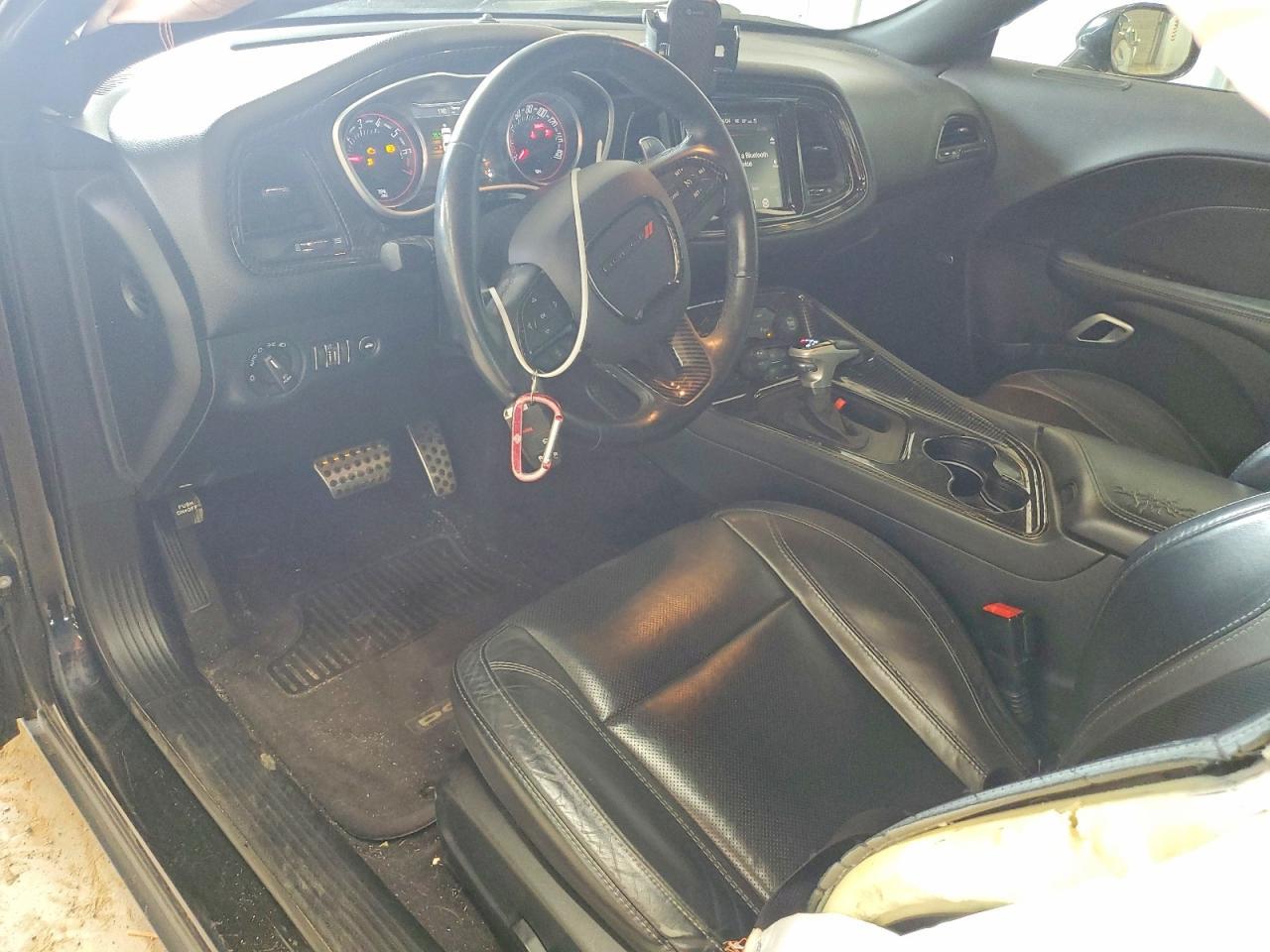 2016 Dodge Challenger Sxt - zdjęcie 8