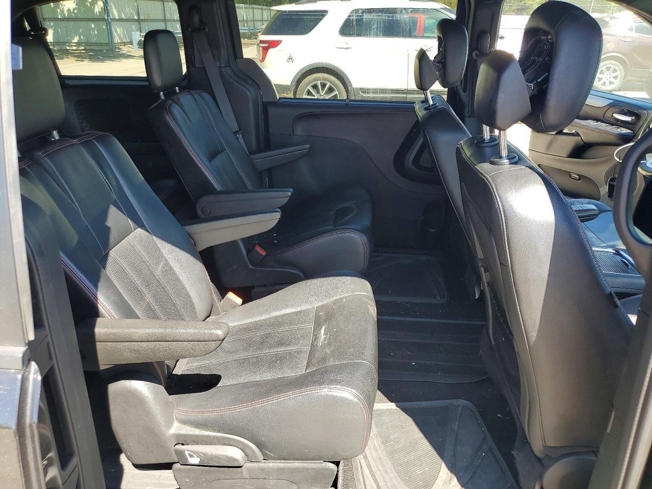 2019 Dodge Grand Caravan Gt - zdjęcie 11
