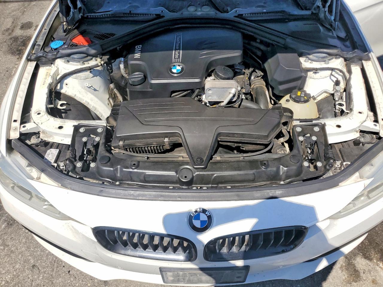2017 BMW 320 I - zdjęcie 11