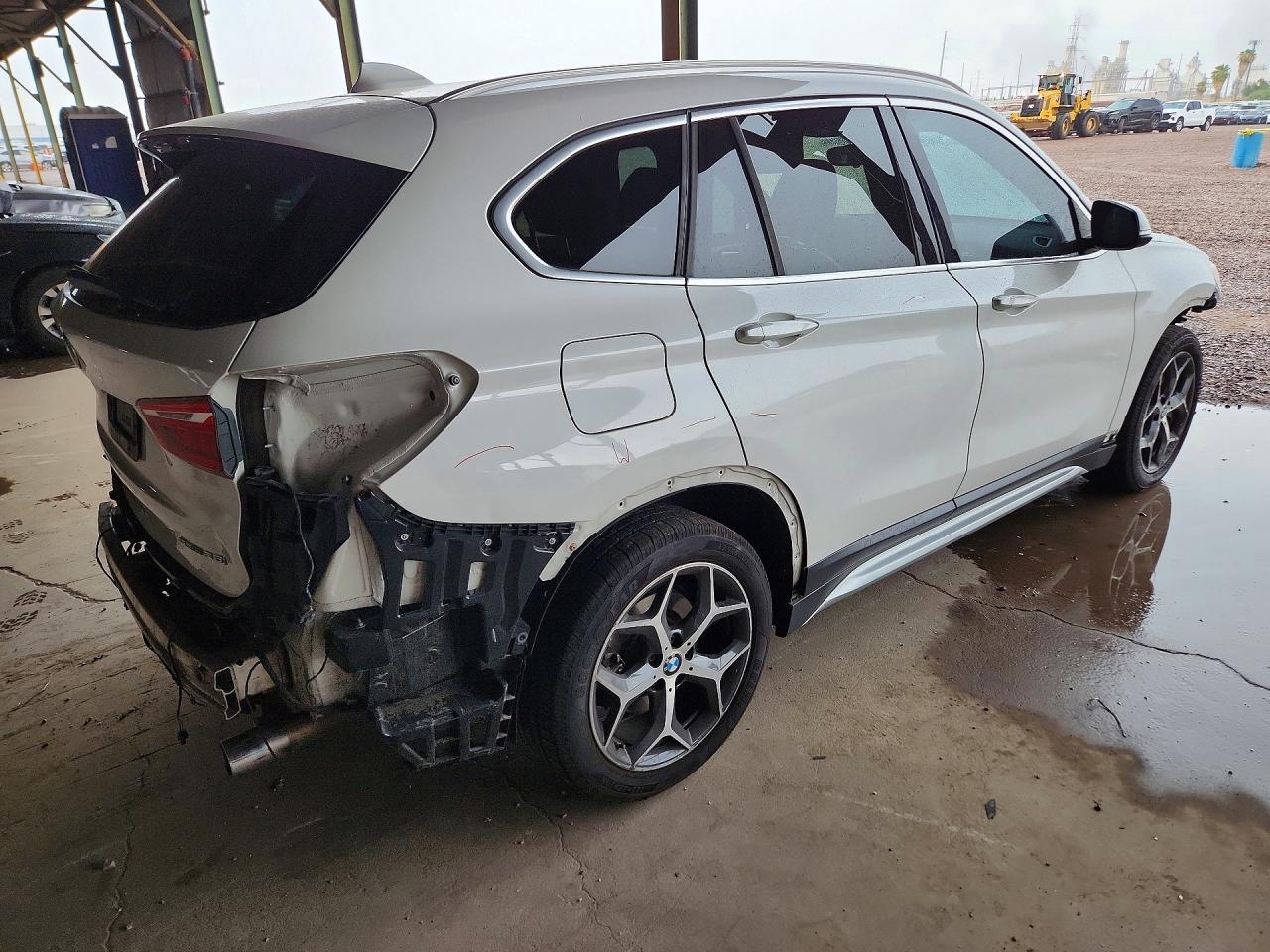 2019 BMW X1 Sdrive28I - zdjęcie 3