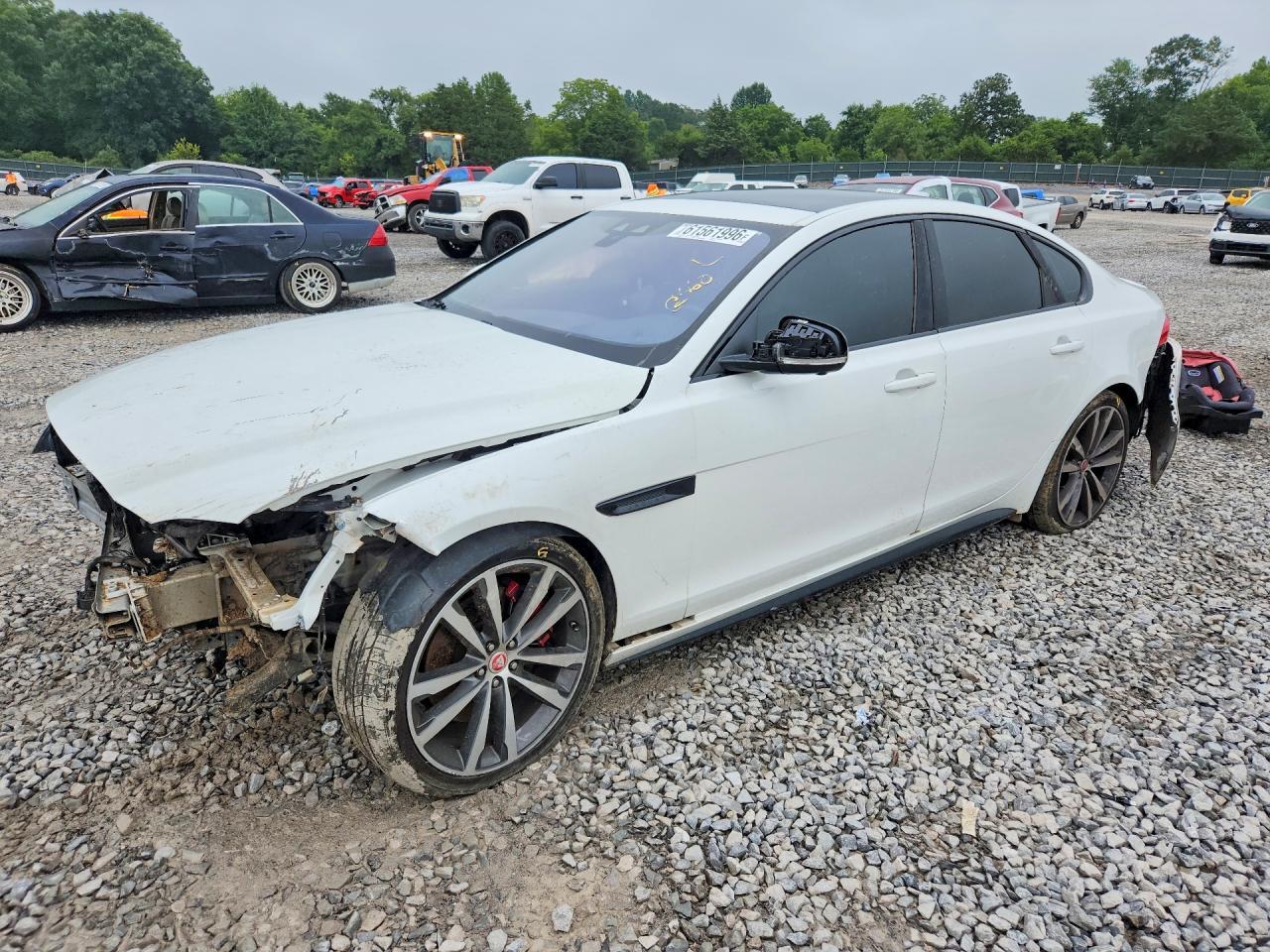 2016 Jaguar Xf S - zdjęcie główne
