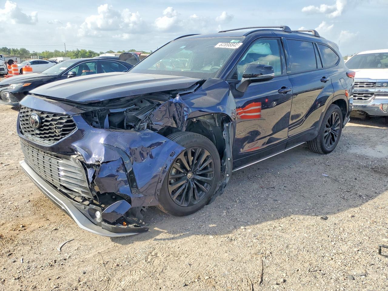 2023 Toyota Highlander Xse - zdjęcie główne