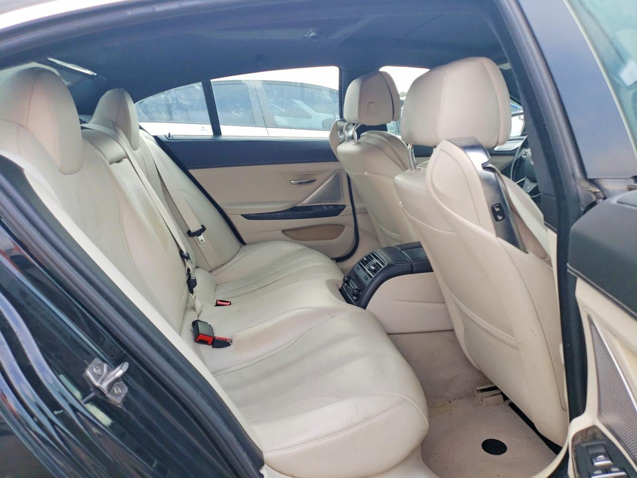 2013 BMW Seria 6 650i - zdjęcie 10