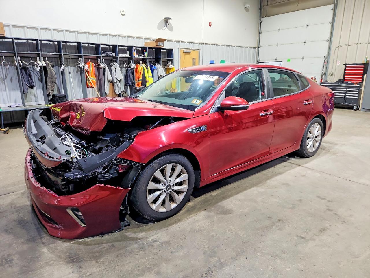 2018 Kia Optima S - zdjęcie główne
