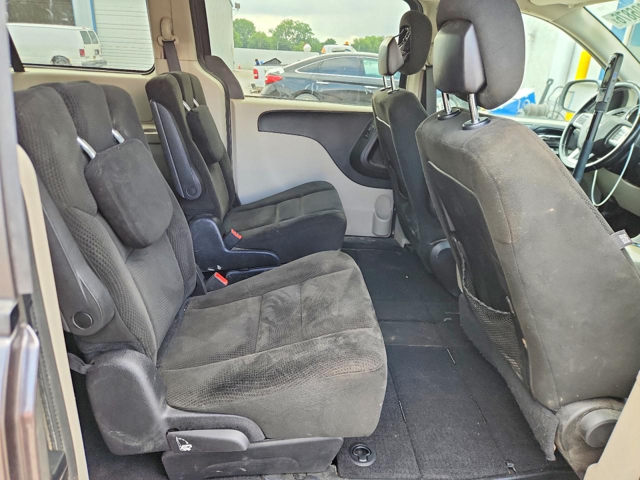 2016 Dodge Grand Caravan Sxt - zdjęcie 11