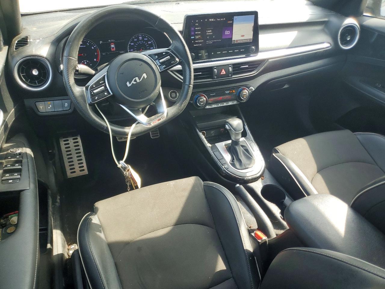 2023 Kia Forte Gt Line - zdjęcie 8