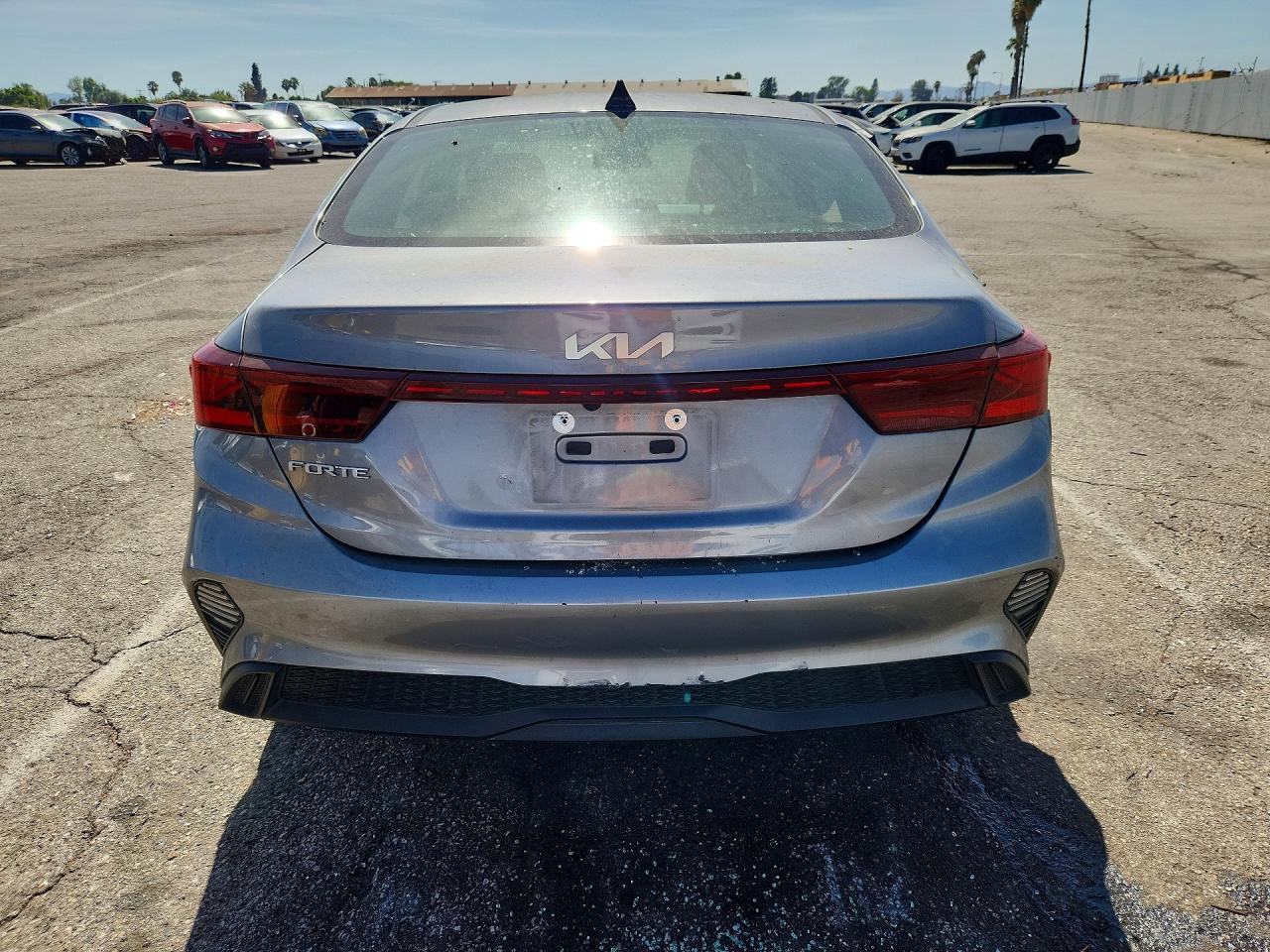 2023 Kia Forte Lxs - zdjęcie 6
