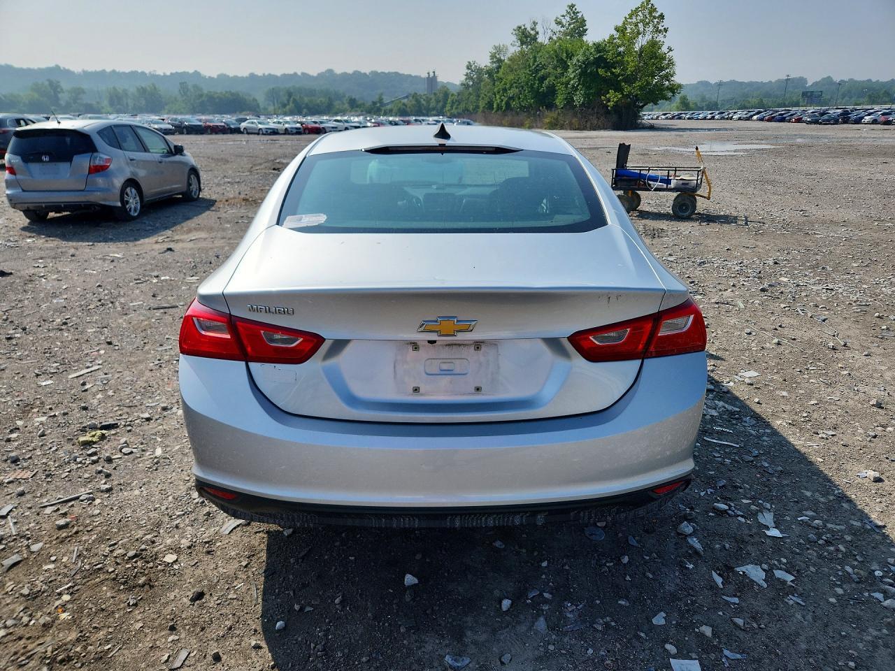 2017 Chevrolet Malibu Ls - zdjęcie 6