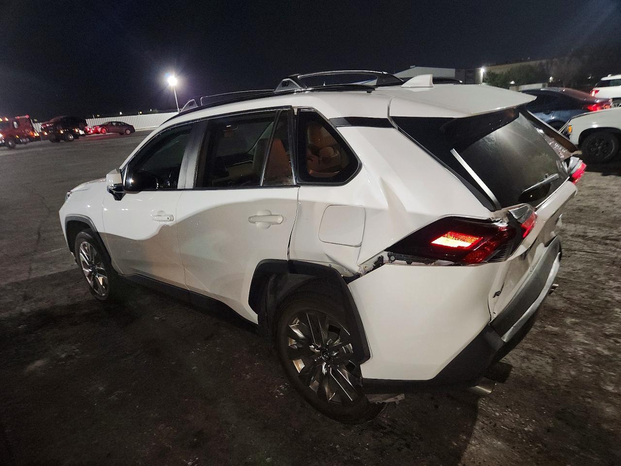 2019 Toyota Rav4 Xle Premium - zdjęcie 2