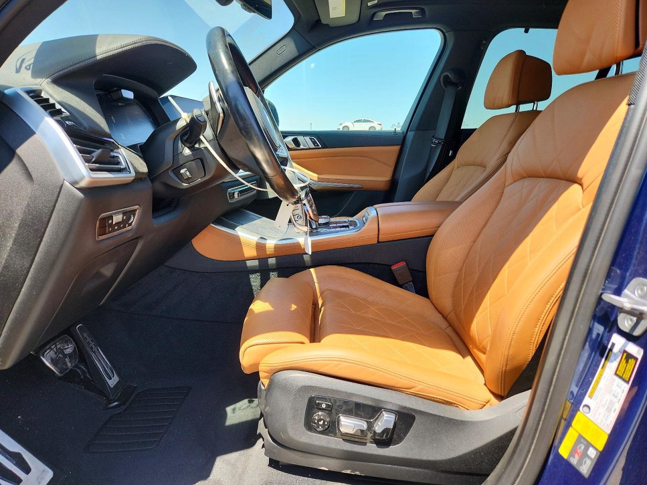 2023 BMW X5 xDrive45E - zdjęcie 7