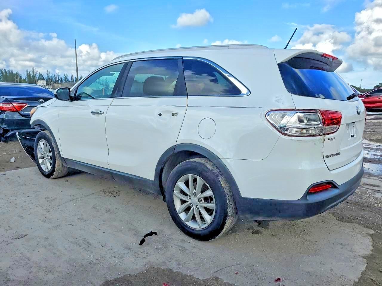 2017 Kia Sorento Lx - zdjęcie 2