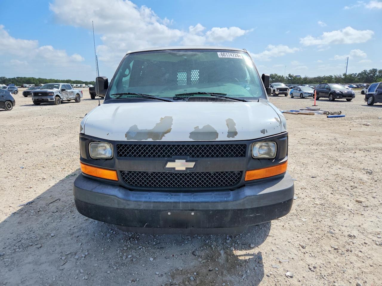 2013 Chevrolet Express G1500 - zdjęcie 5