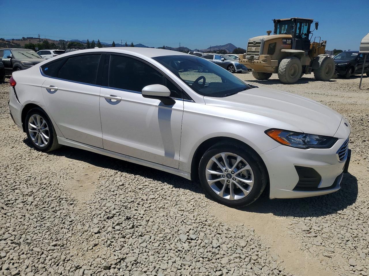 2020 Ford Fusion Se - zdjęcie 4