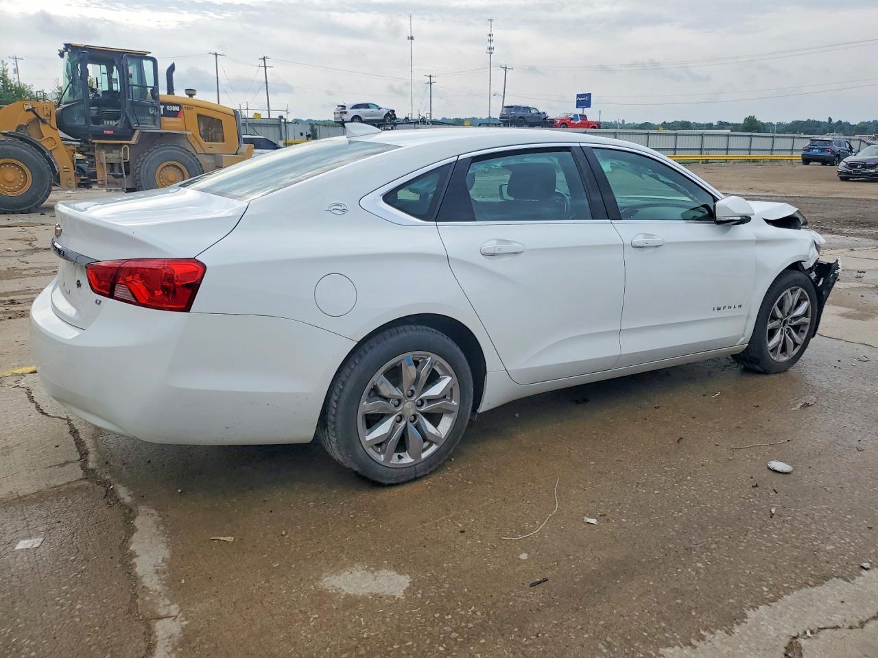 2018 Chevrolet Impala Lt - zdjęcie 3