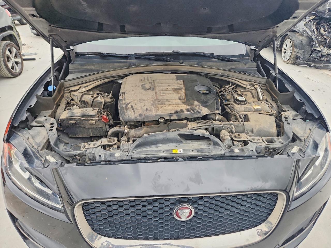 2019 Jaguar F-Pace Premium - zdjęcie 12