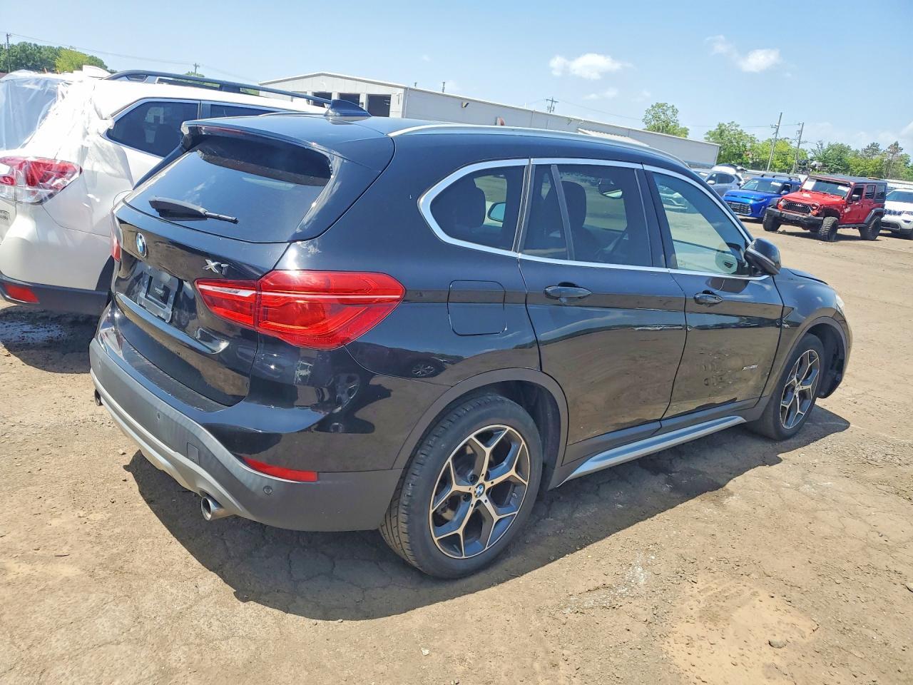 2017 BMW X1 Sdrive28I - zdjęcie 3