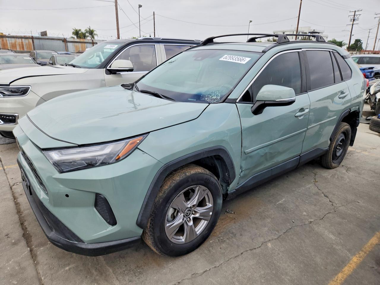 2023 Toyota Rav4 Xle - zdjęcie główne