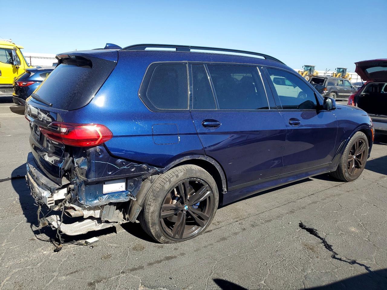 2020 BMW X7 xDrive40I - zdjęcie 3