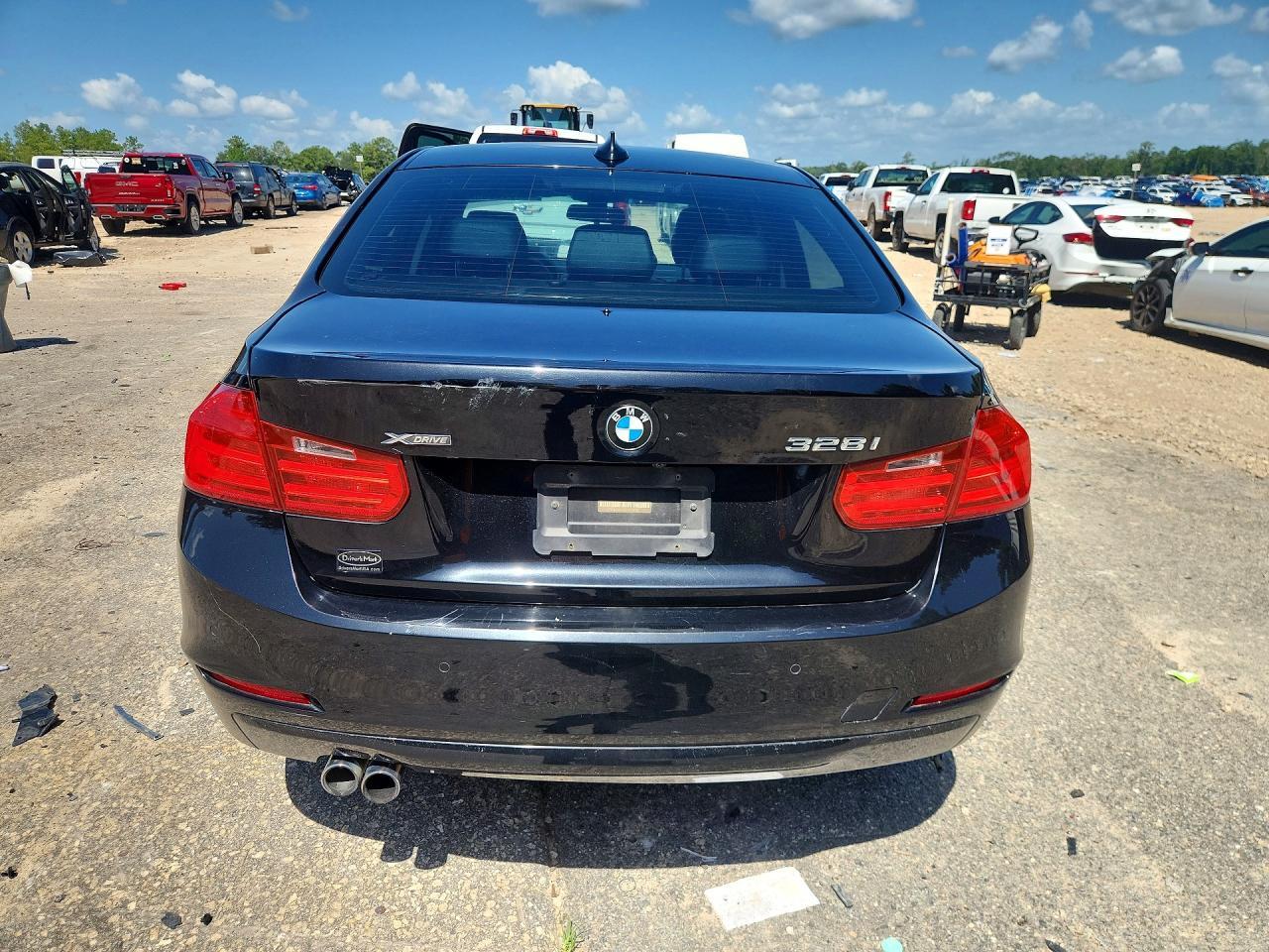 2015 BMW Seria 3 328i - zdjęcie 6