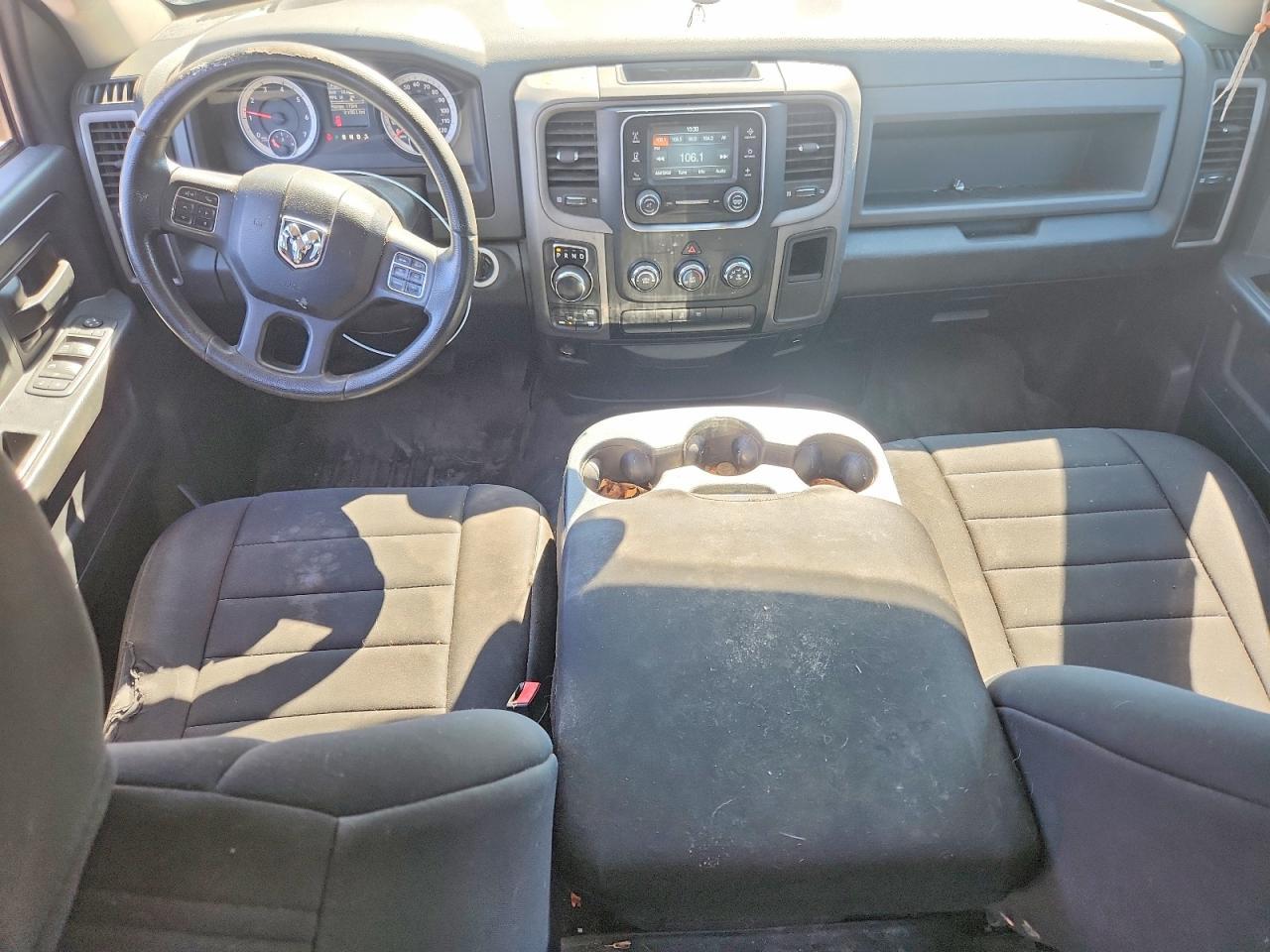 2014 Ram 1500 St - zdjęcie 8