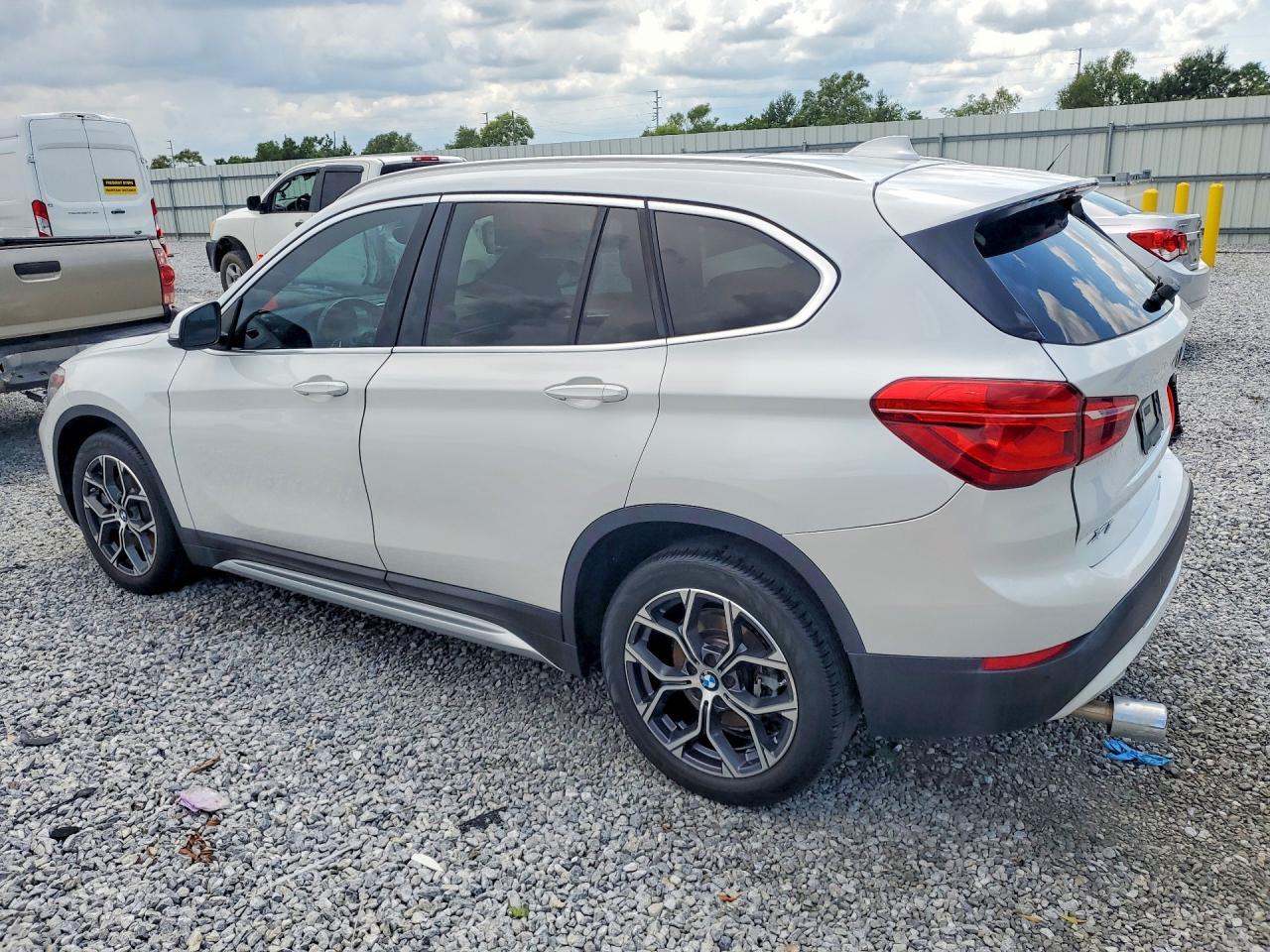 2021 BMW X1 Sdrive28I - zdjęcie 2