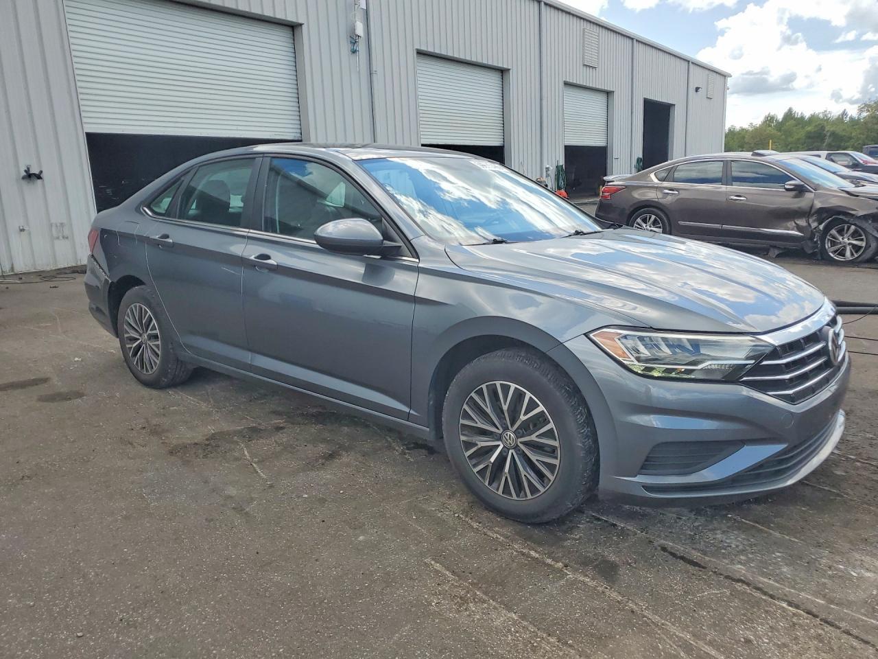 2021 Volkswagen Jetta S - zdjęcie 4