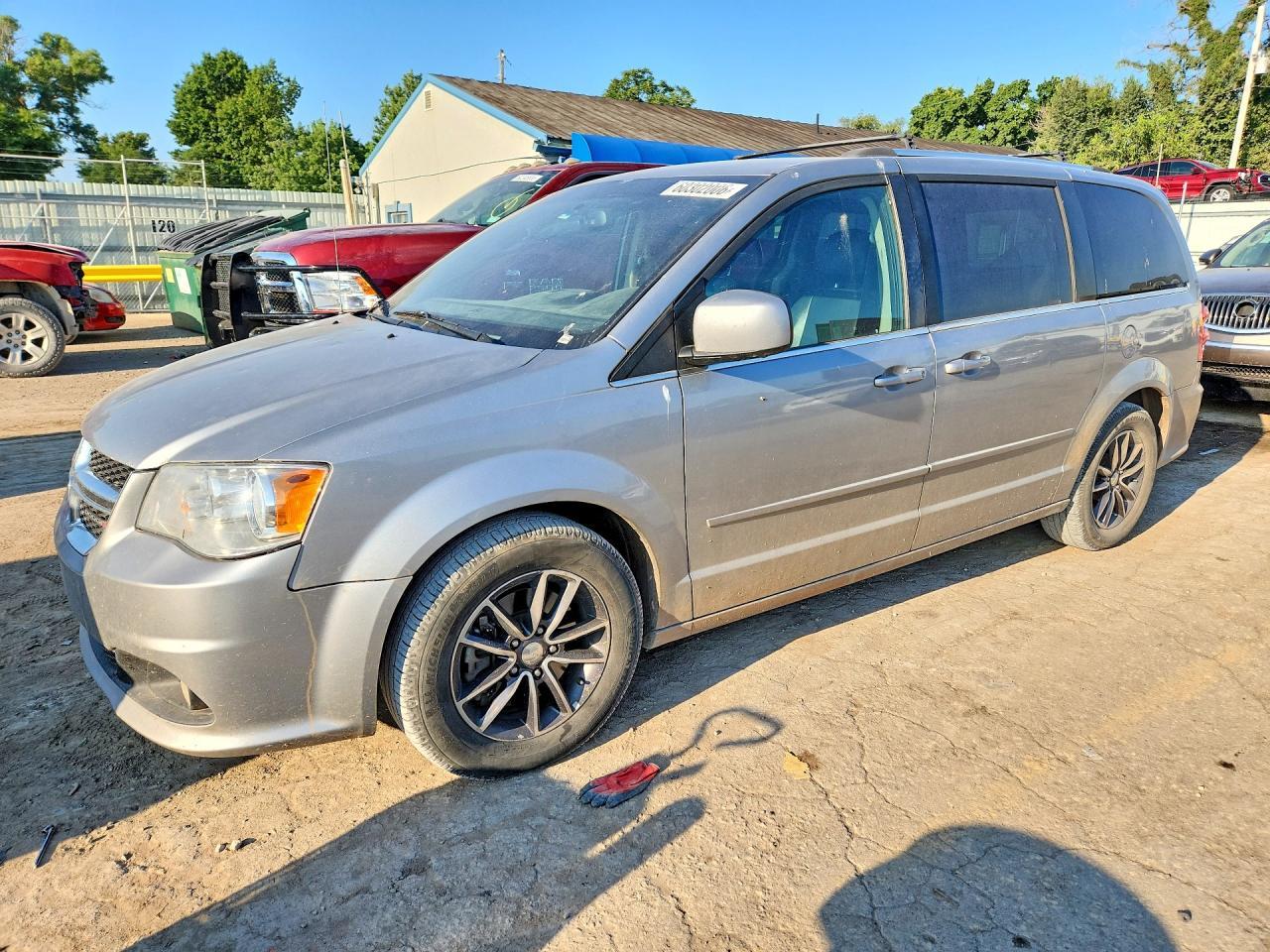 2017 Dodge Grand Caravan Sxt - zdjęcie główne