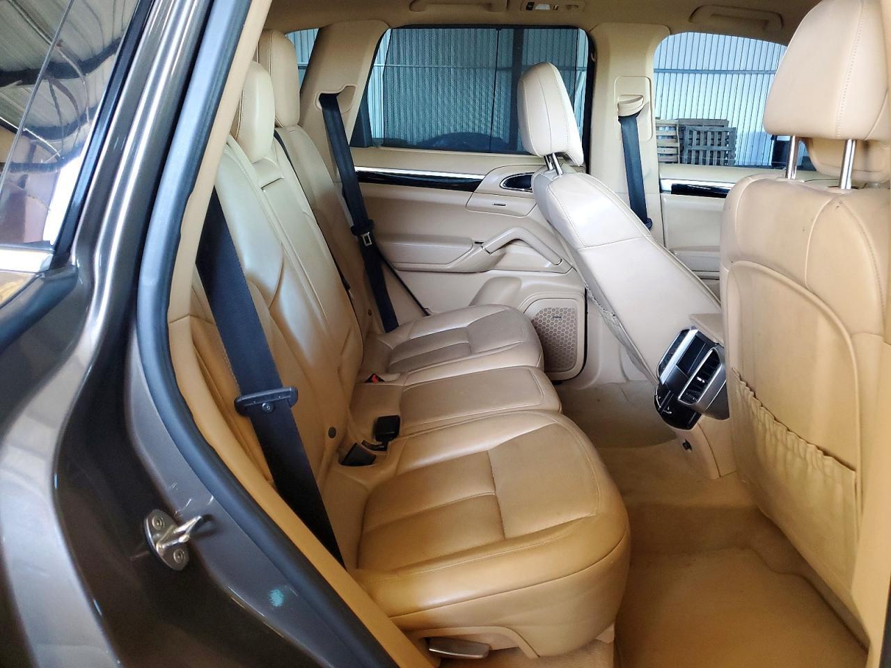 2016 Porsche Cayenne Se Hybrid - zdjęcie 11