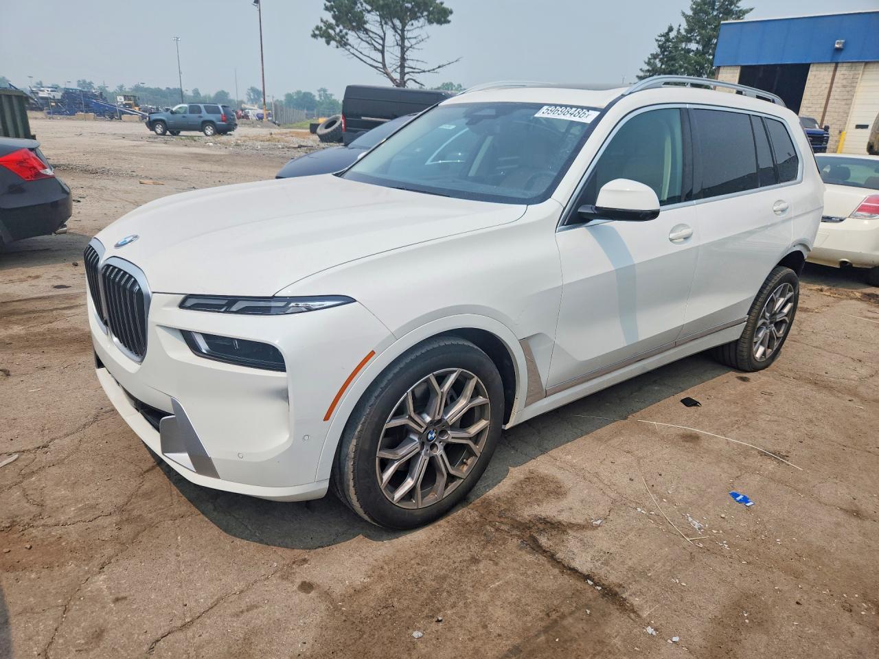 2024 BMW X7 xDrive40I - zdjęcie główne