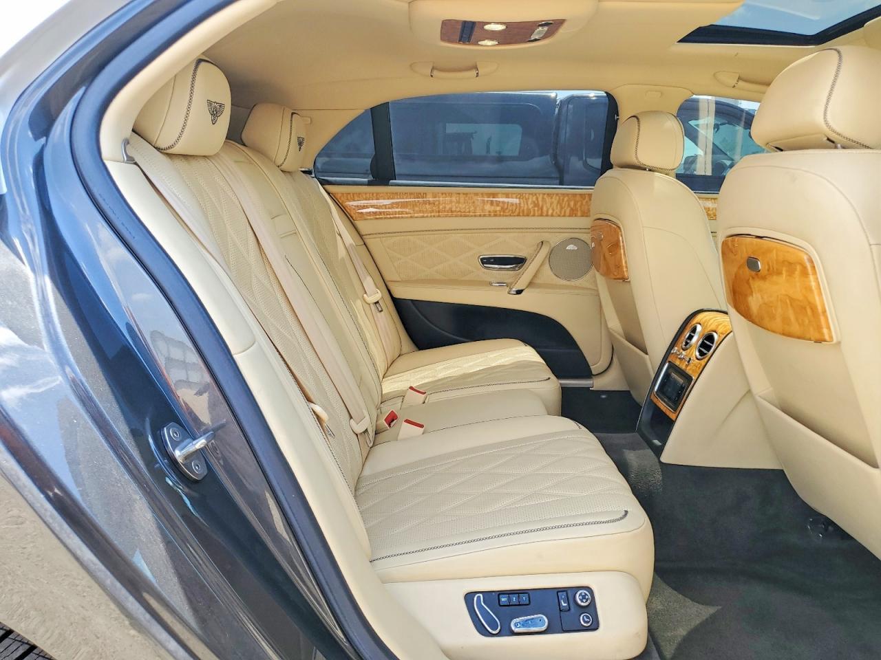 2014 Bentley Flying Spur - zdjęcie 10