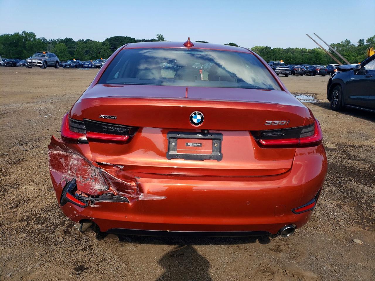 2019 BMW Seria 3 330i - zdjęcie 6