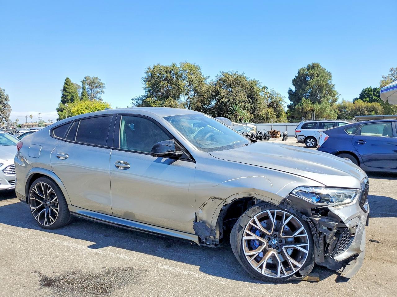 2021 BMW X6 M/M Competition - zdjęcie 4