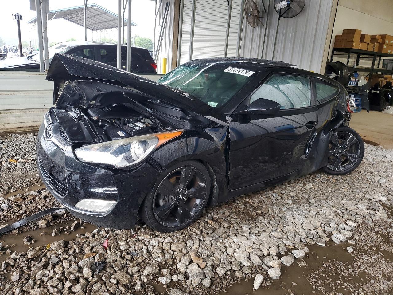 2016 Hyundai Veloster Base - zdjęcie główne